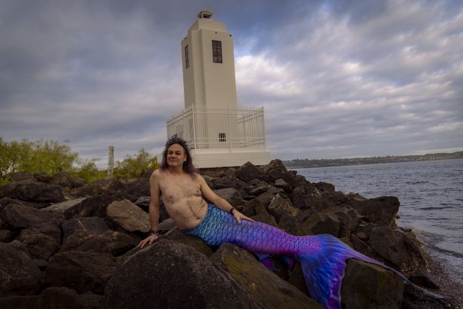 Mermaid Presence Summer 2022 #1674<br>8,192 x 5,464<br>Published 1 month ago